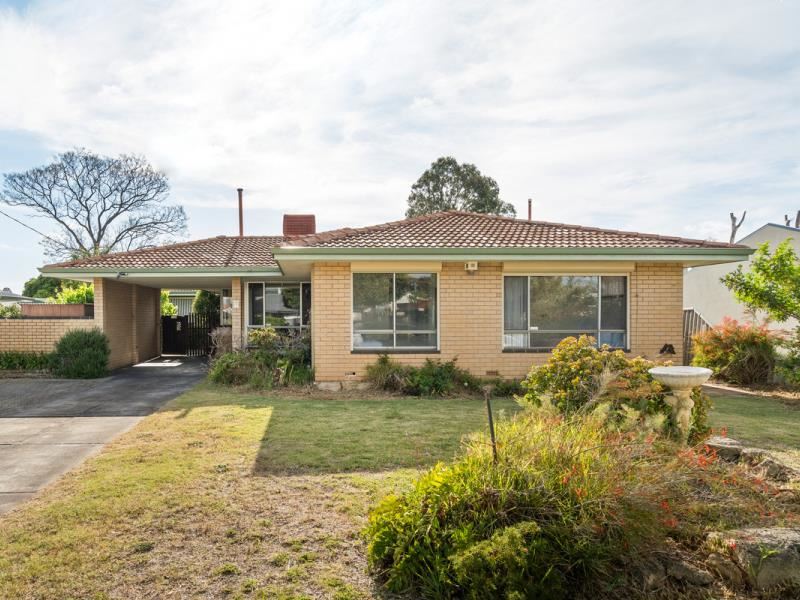 7 Montfort Place, Morley WA 6062