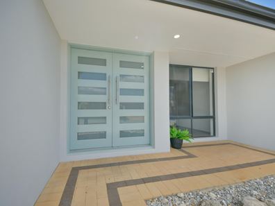 12 Millwood Street, Secret Harbour WA 6173