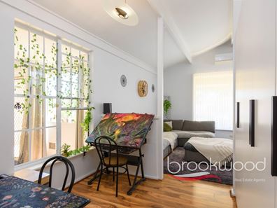 30 Bladon Way, Swan View WA 6056