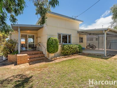 30 Baroy Street, Falcon WA 6210