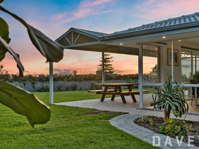 19 Carvel Place, Ocean Reef WA 6027