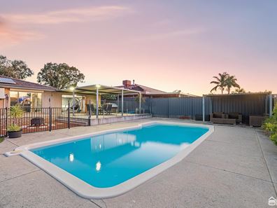 15 Morgan Road, Seville Grove WA 6112