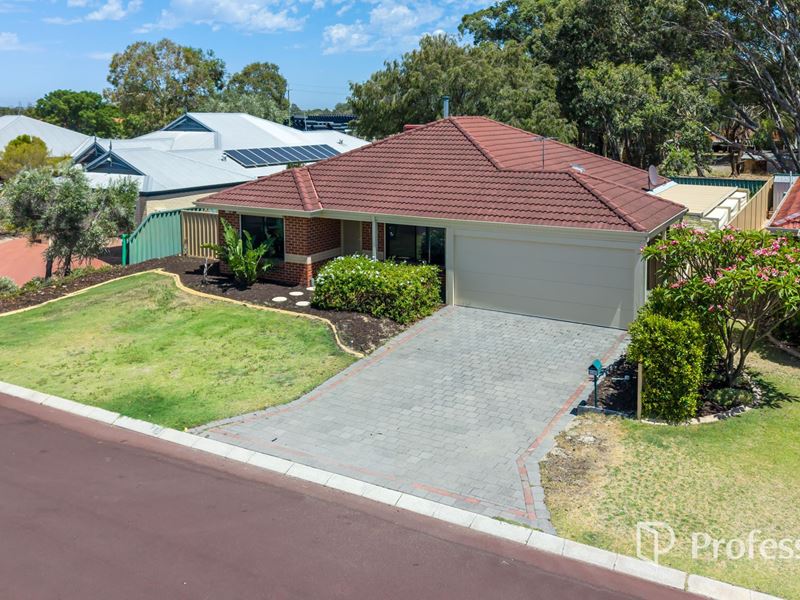 13 Upwood Circle, High Wycombe WA 6057
