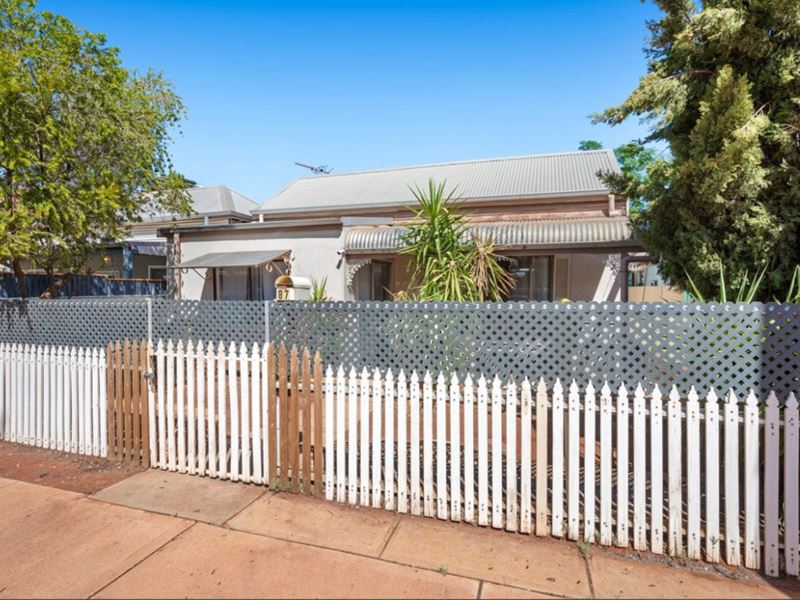 87 Forrest Street, Coolgardie