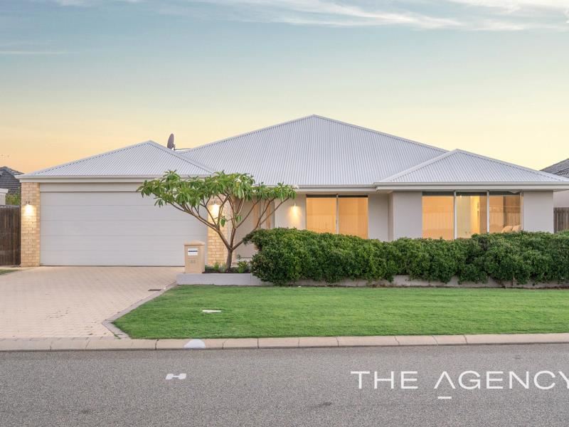 44 Columbus Loop, Success