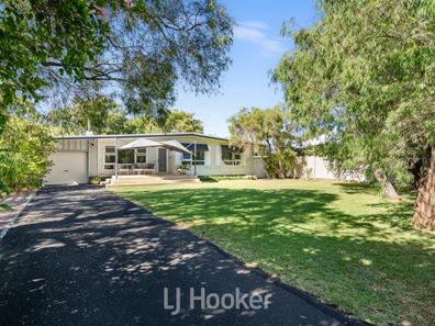 12 Glenleigh Road, West Busselton WA 6280