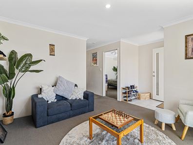 2/5 Beamish Court, Meadow Springs WA 6210