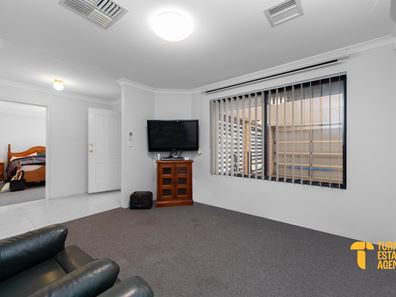3 Pinkerton Avenue, Hocking WA 6065