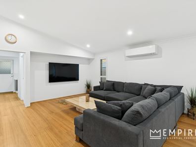 21 Sunflower Road, Success WA 6164