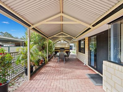 10 Railway Avenue, North Dandalup WA 6207
