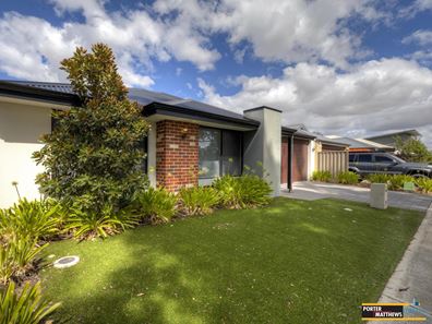 12 Evergreen Grove, Forrestfield WA 6058