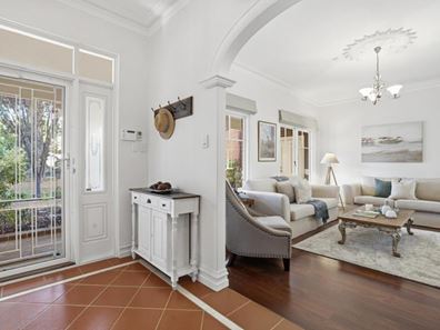 11A Battye Road, Kardinya WA 6163