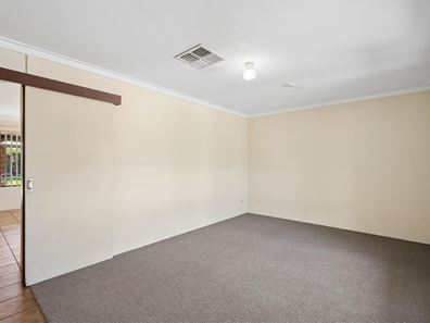 8 Grande Way, Beechboro WA 6063