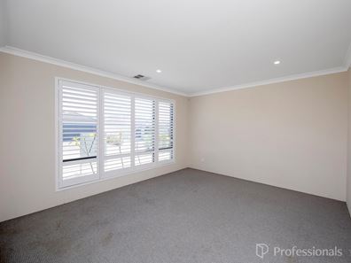 5 Vitrinella Avenue, Jindalee WA 6036