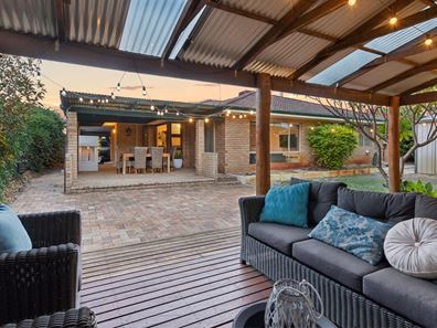 17 Lena Crescent, Beechboro WA 6063
