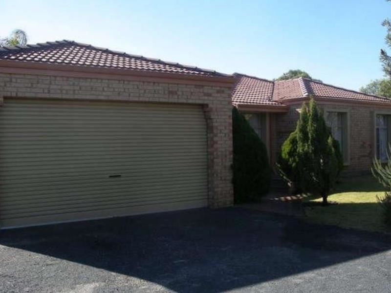 18 Shiraz Lane, The Vines