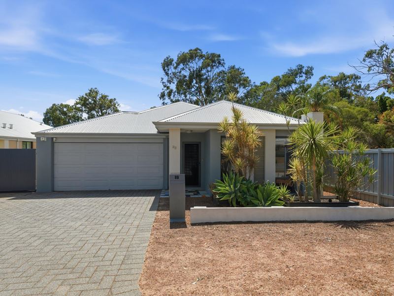 8B South Crescent, Byford WA 6122