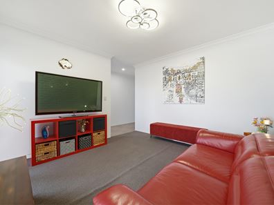 8B South Crescent, Byford WA 6122