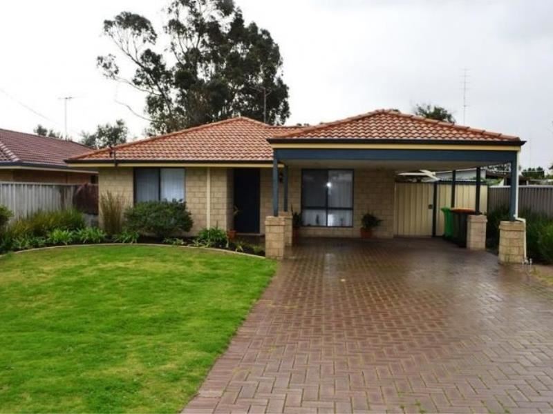 2/196 Clarke Street East, Carey Park