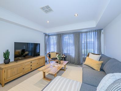 49 Oakbella Parade, Harrisdale WA 6112