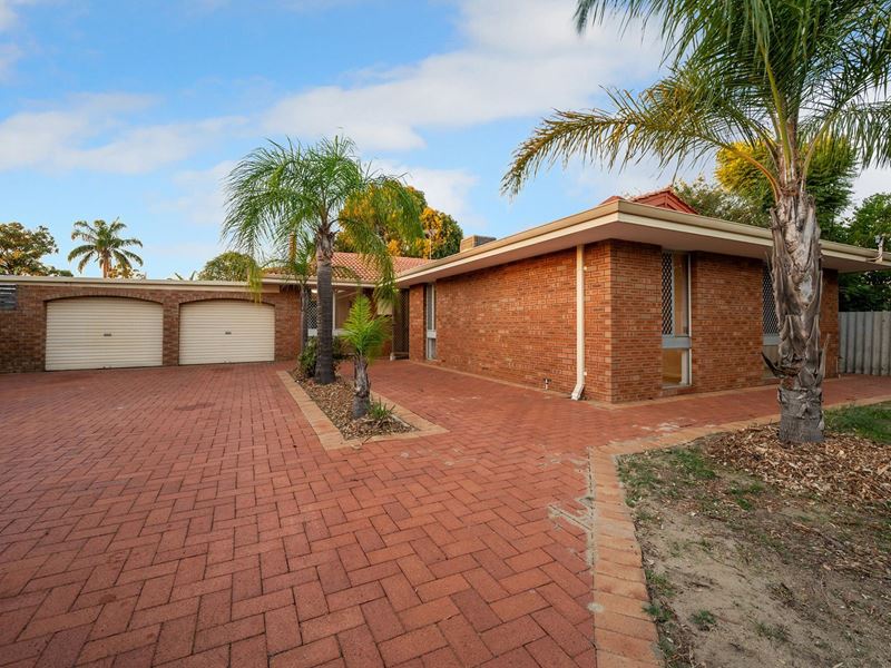157 Champion Drive, Camillo WA 6111