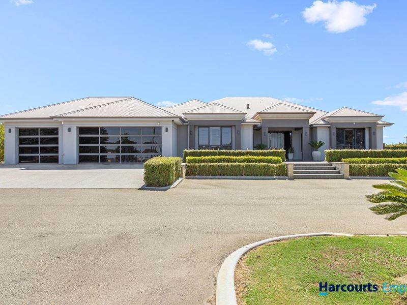 35 Woodward Avenue, Caversham WA 6055