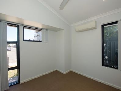 15 Tharnda Road, Baynton WA 6714