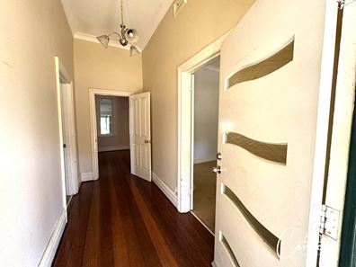 38 Gordon Street, Northam WA 6401
