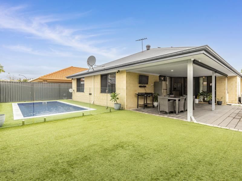 18 Zappeion Entrance, Landsdale WA 6065