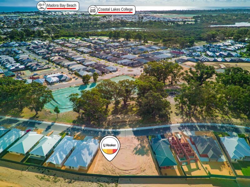 30 Wellington Avenue, Lakelands WA 6180