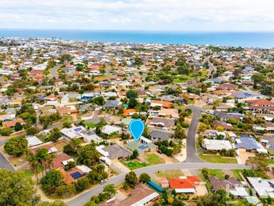 29 Yorrell Place, Halls Head WA 6210