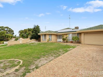 29 Yorrell Place, Halls Head WA 6210