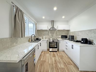 9 Magnolia Crescent, Castletown WA 6450