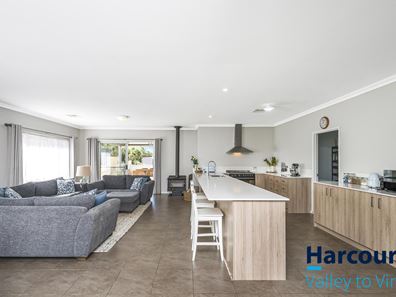 554 Maddern Road, Chittering WA 6084
