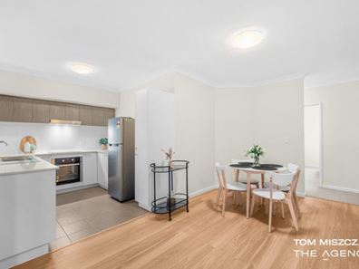 15/10 Whitlock Road, Queens Park WA 6107