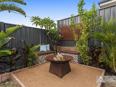 5 Claymore Place, Piara Waters WA 6112