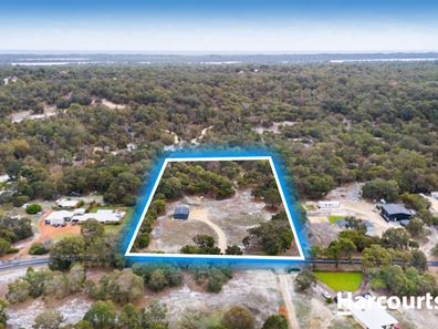 746 Southern Estuary Road, Lake Clifton WA 6215
