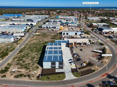 2 & 3/24 Blackburn Drive, Port Kennedy WA 6172