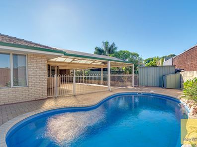 10 Pilgrim Place, Currambine WA 6028