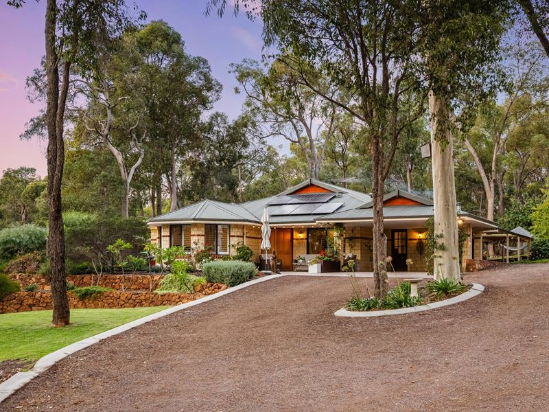 280 Summit Road, Mundaring WA 6073