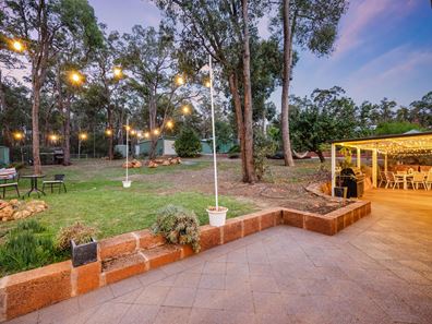 280 Summit Road, Mundaring WA 6073