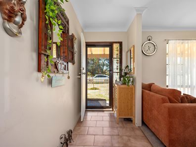 2 Hicks Road, Hannans WA 6430