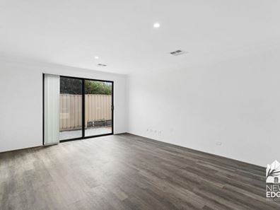 4B/18 Christina Street, Hazelmere WA 6055