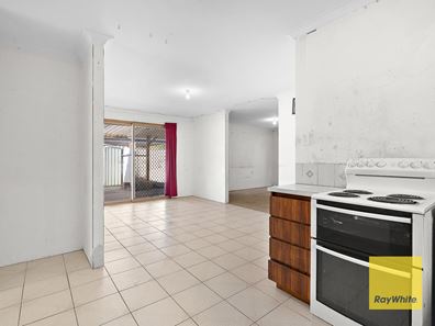 86 Dellar Road, Maddington WA 6109