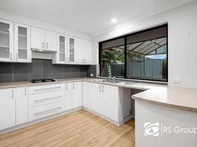 32 Calluna Way, Forrestfield WA 6058