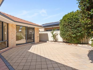 35A Lilacdale Road, Innaloo WA 6018