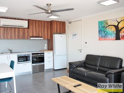 9 / 9 First Avenue, Onslow WA 6710