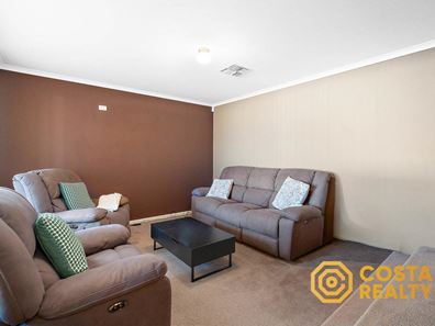 25 Pinaster Boulevard, Canning Vale WA 6155