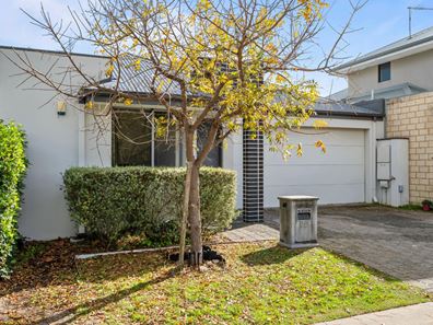 22 Gowrie Approach, Canning Vale WA 6155