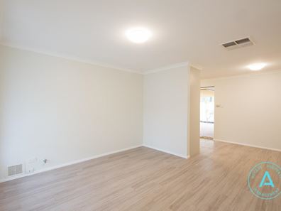 10/63 Third Avenue, Kelmscott WA 6111